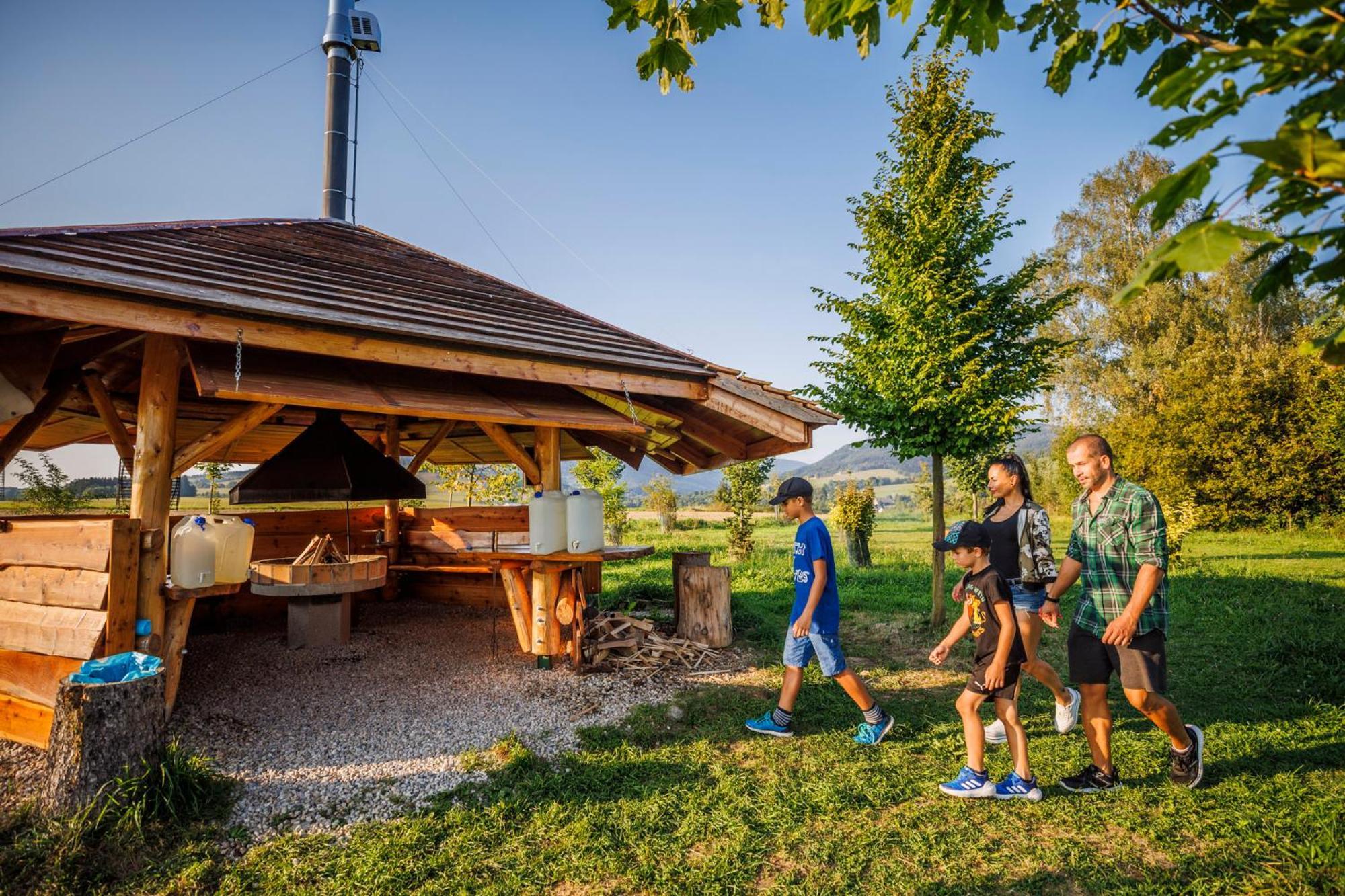 Treehous Sneznik S Wellness Hotel Dolni Morava Exterior photo